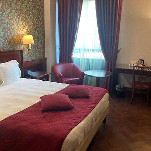 Camera con letto king size